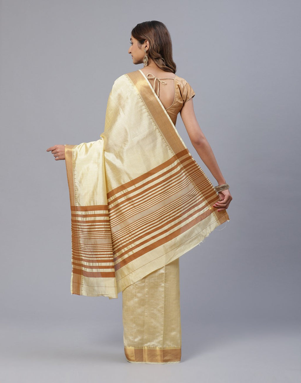 Art Handloom Saree With Zari Border