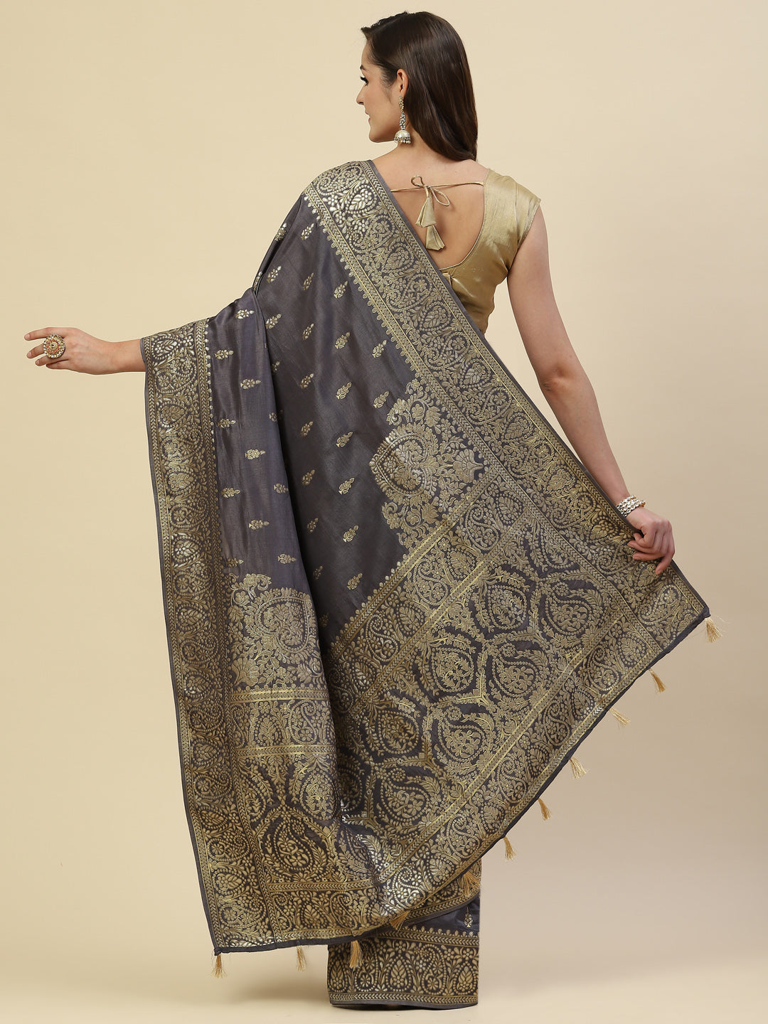 Zari Jaal Handloom Woven Saree