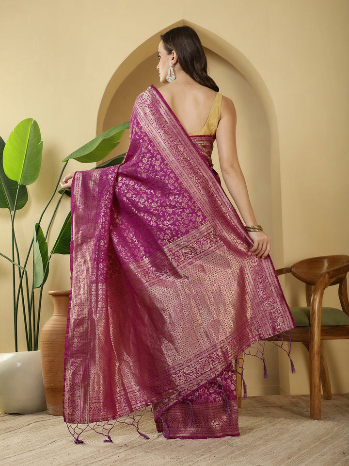 Zaari Jaal Crepe Saree