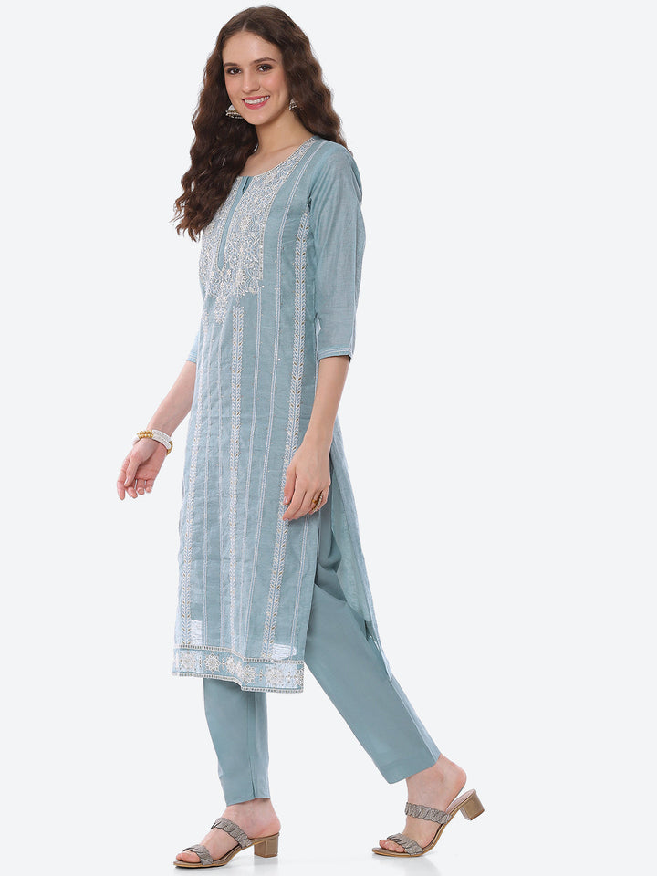 Resham Embroidered Chanderi Kurta With Pant