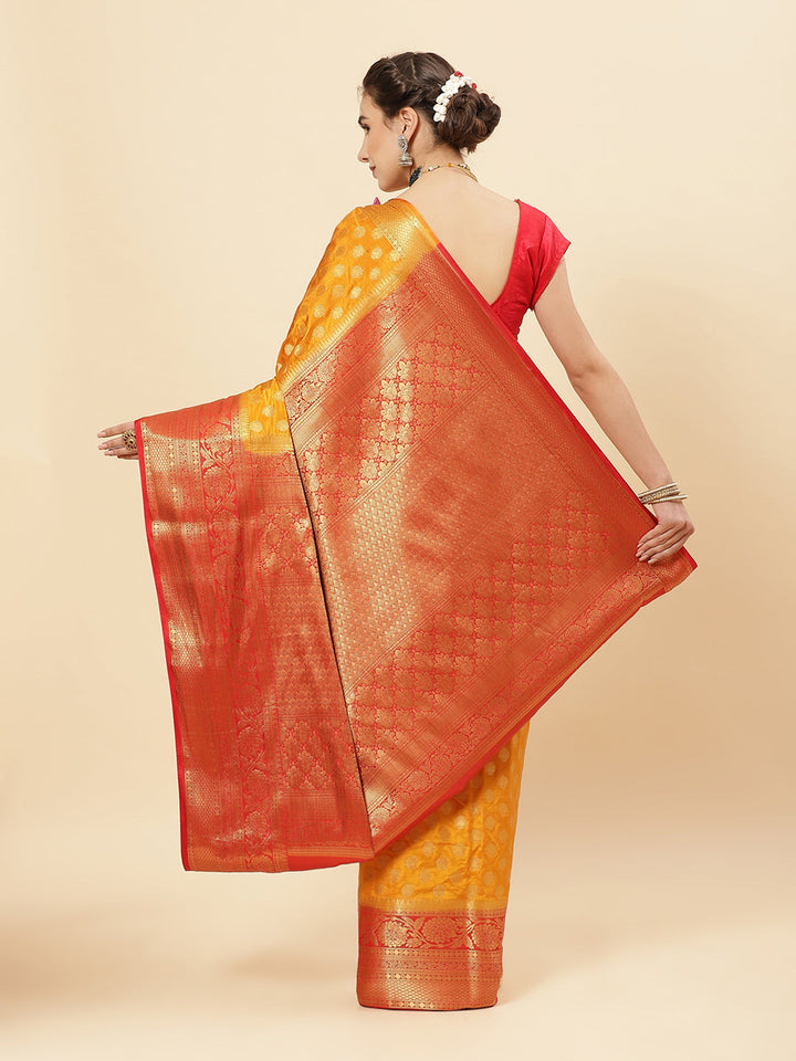 Art Handloom Saree with Zari Border Booti