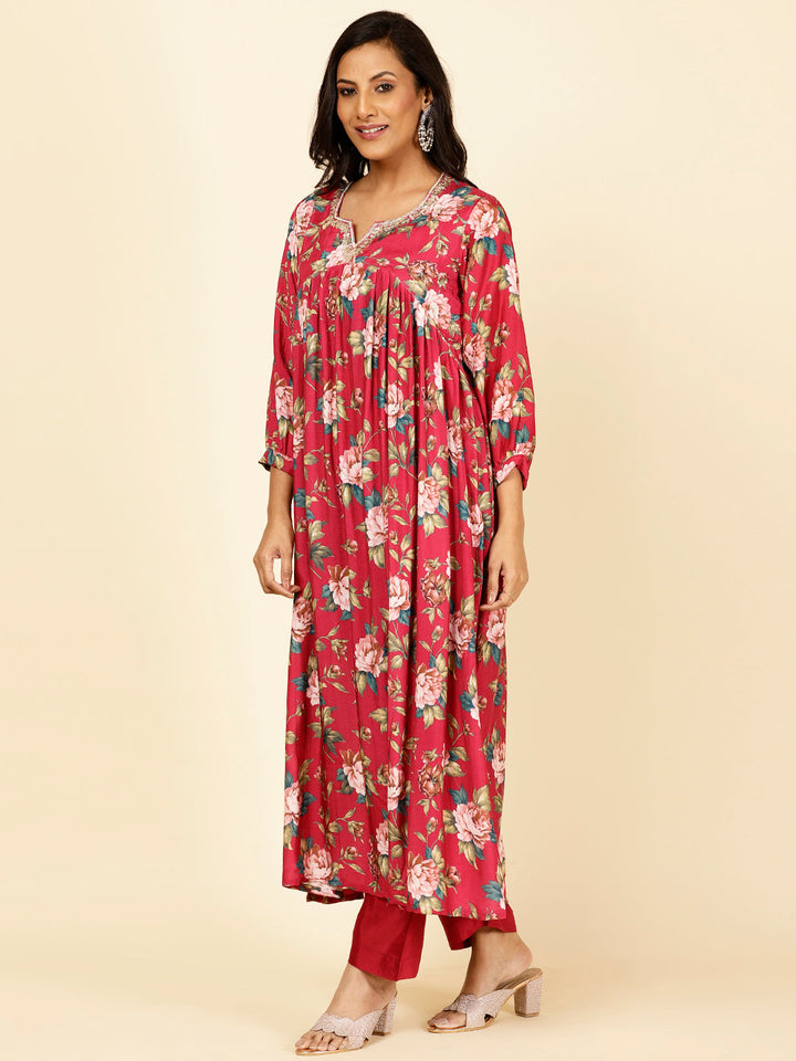Floral Printed Muslin Kurta With Pants