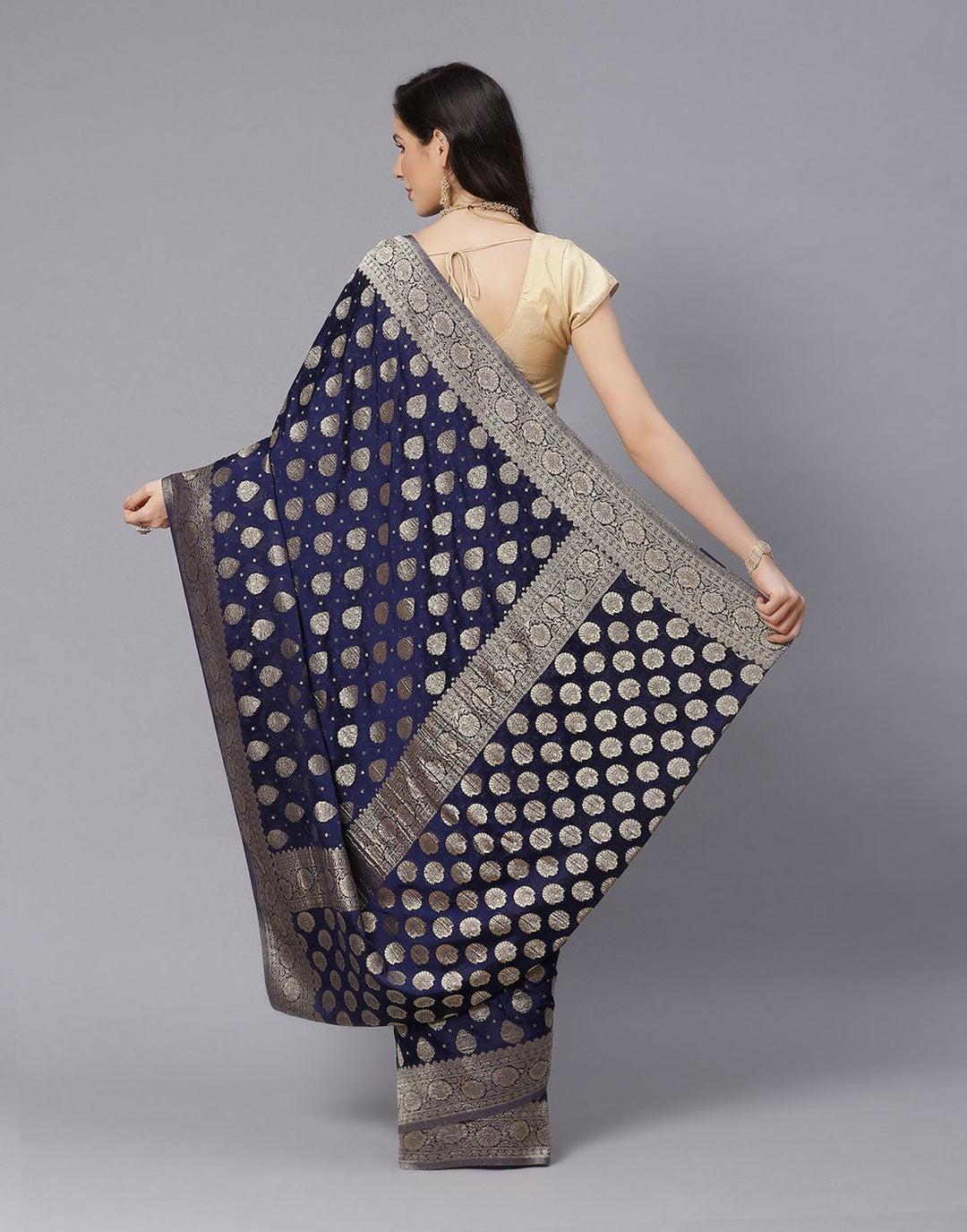 Semi Crepe Saree With Zari Border Booti
