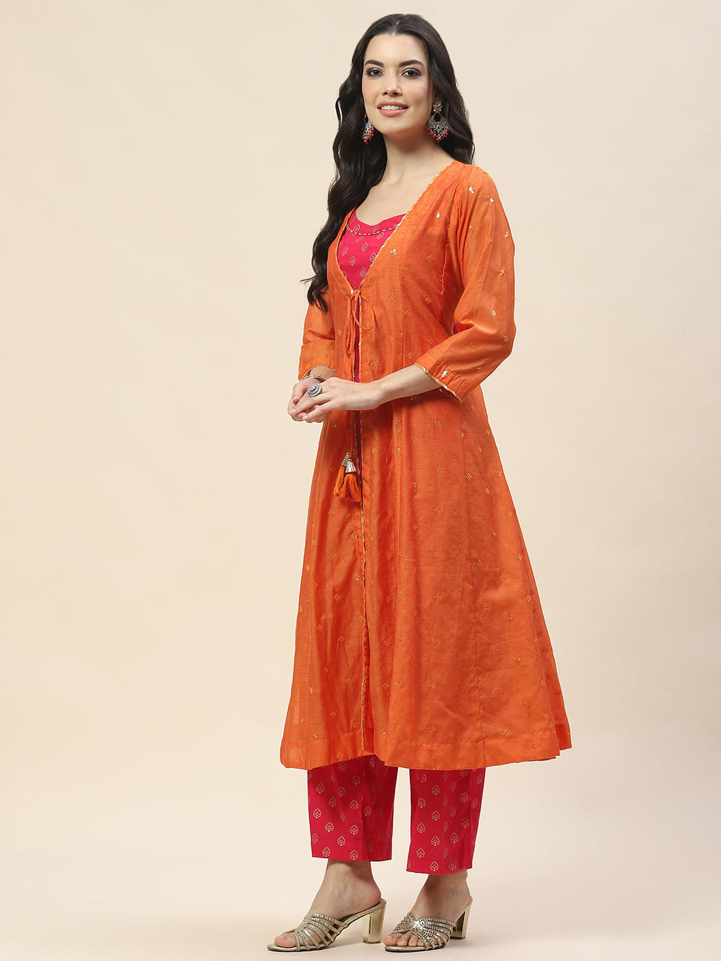Embroidered Chanderi Kurta With Cape & Pants