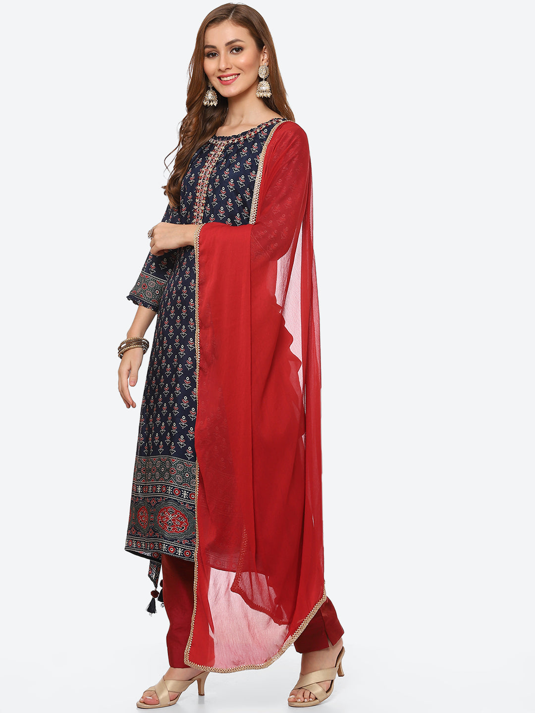 Printed Booti Cotton Kurta With Pant &amp; Chiffon Dupatta