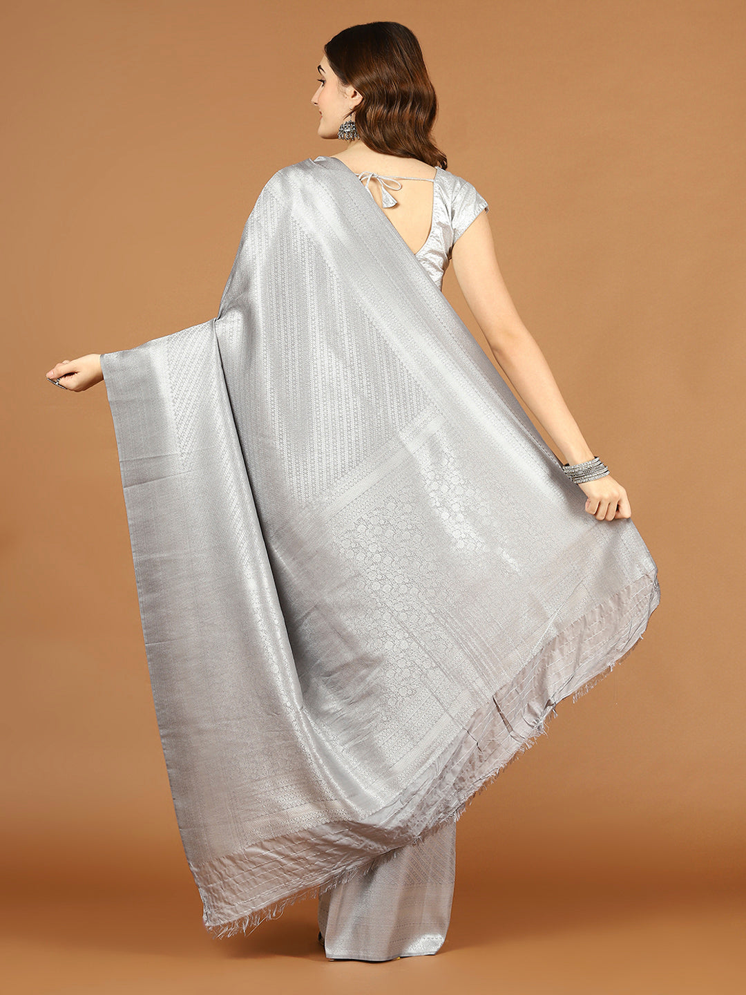 Zari Jaal Brocade Handloom Woven Saree