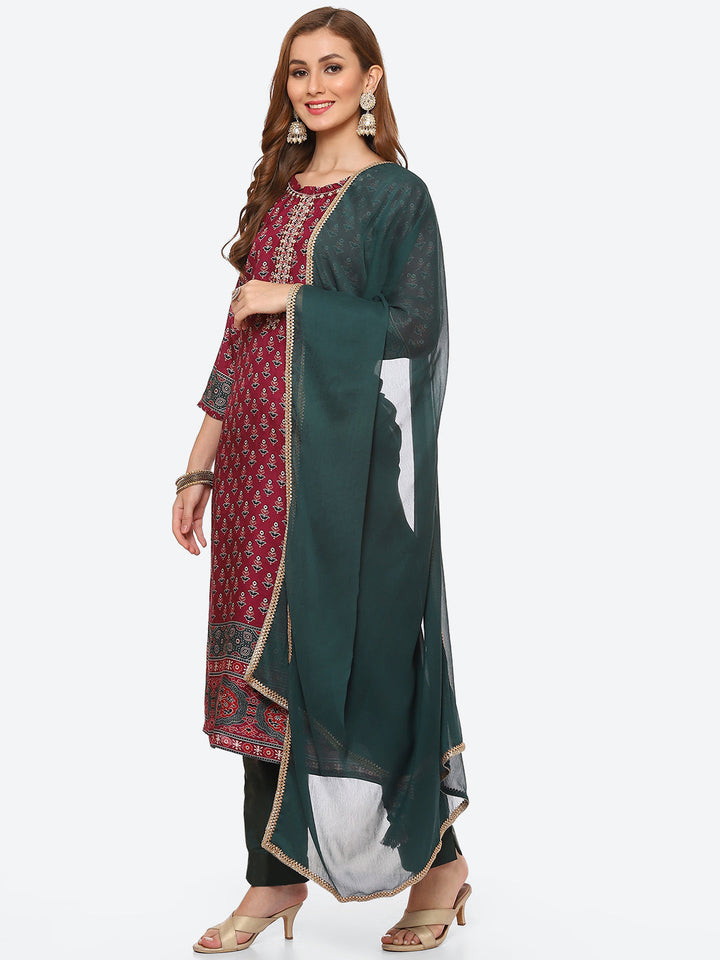 Printed Booti Cotton Kurta With Pant &amp; Chiffon Dupatta