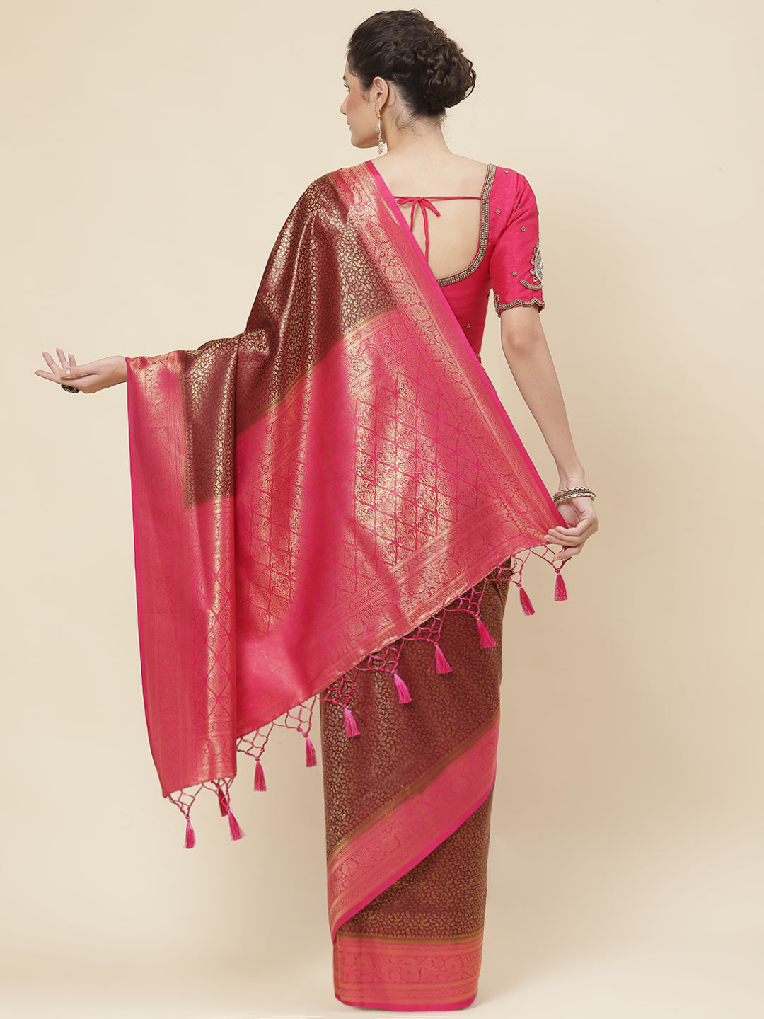 Zari Jaal Woven Handloom Saree