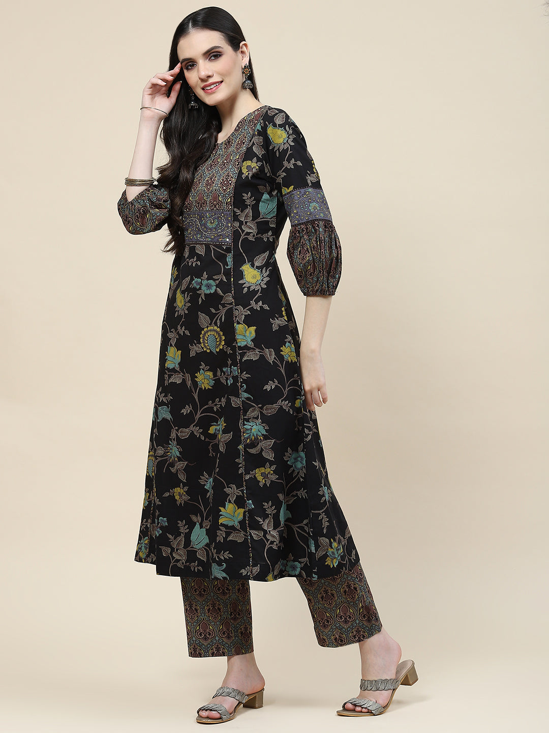 Floral Printed Cotton Kurta With Pants