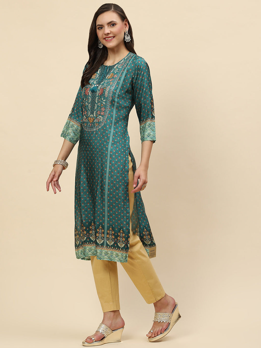 Neck Embroidered & Printed Handloom Kurta