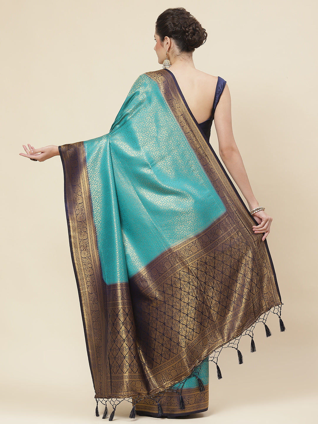 Zari Jaal Woven Handloom Saree