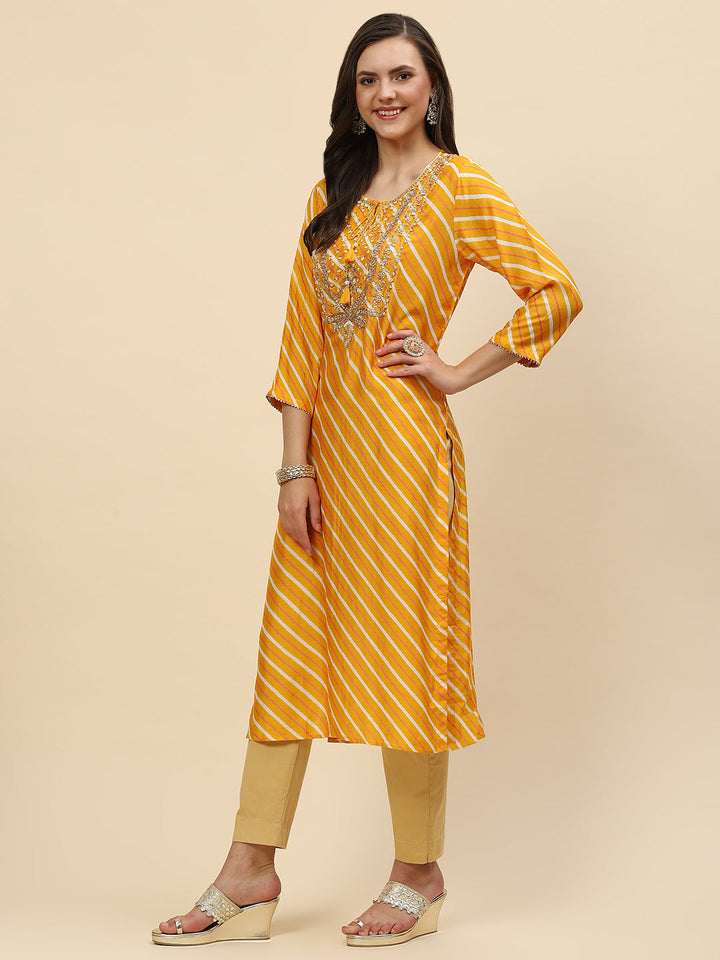 Neck Embroidered &amp; Printed Muslin Kurta