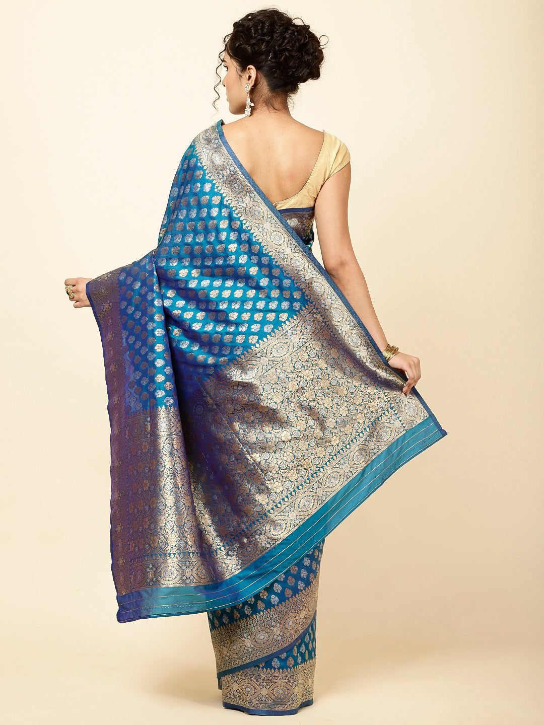 Zari Booti Woven Banarsi Saree