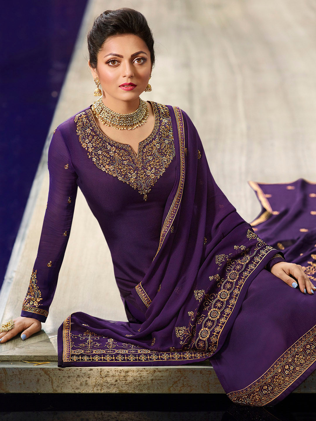 Zari Embroidery Georgette Semi Stitched Suit