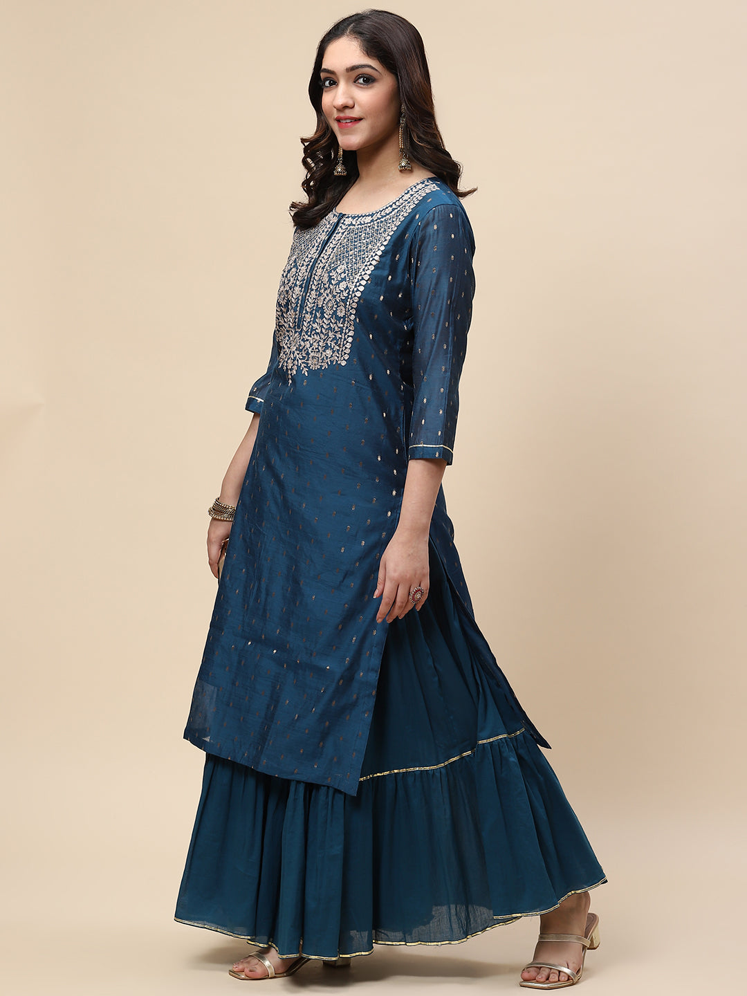 Neck Embroidered Woven Chanderi Kurta With Skirt