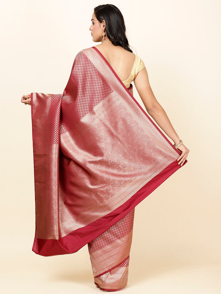 Zari Jaal Woven Handloom Saree