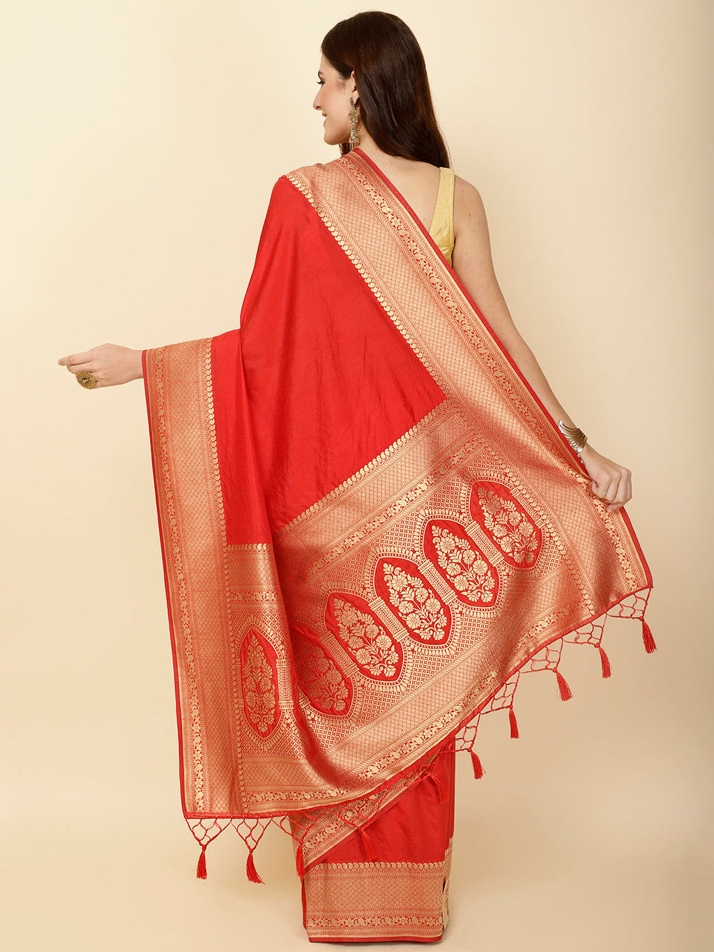 Zari Border Woven Handloom Saree