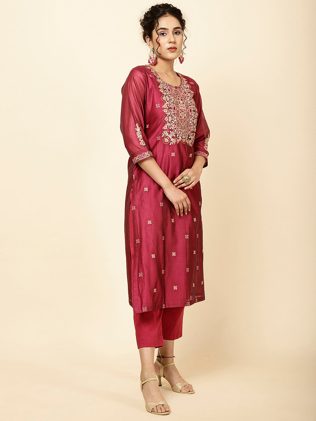 Neck Embroidered Chanderi Kurta With Pants &amp; Dupatta