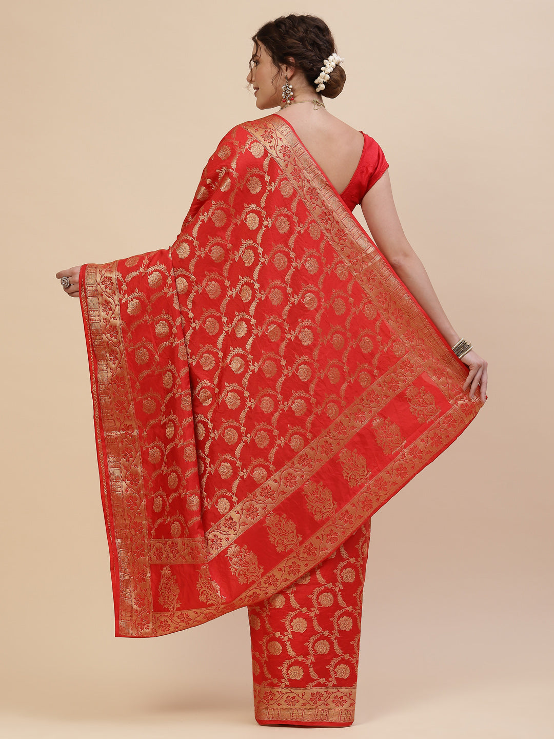 Zari Jaal Cotton Woven Saree