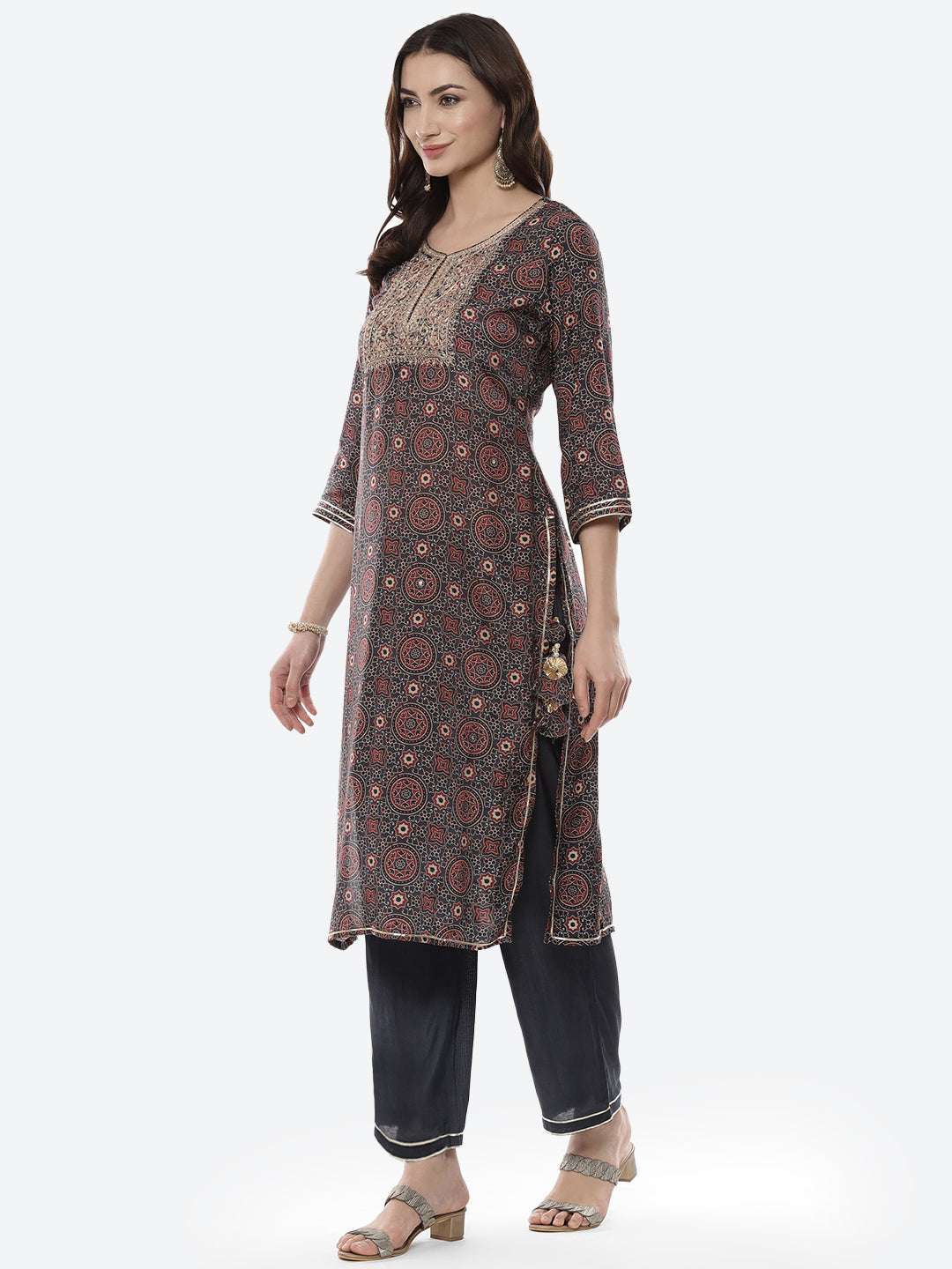 Block Printed Gota Patti Cotton Kurti With Pant