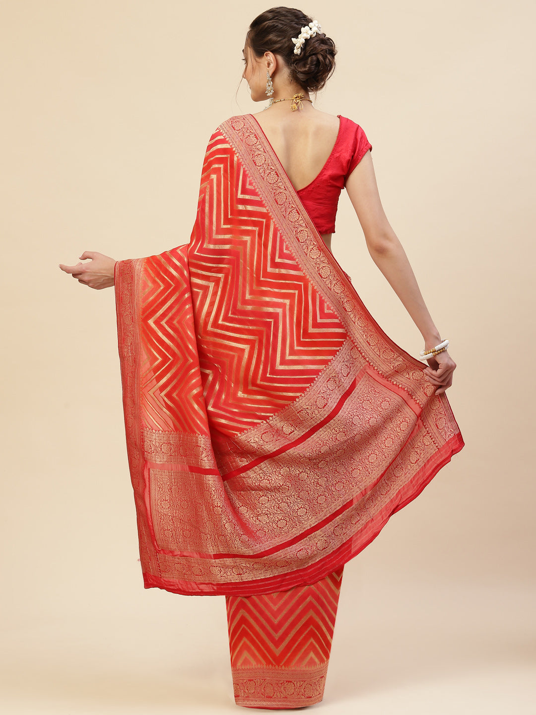 Zari Border Georgette Plain Saree