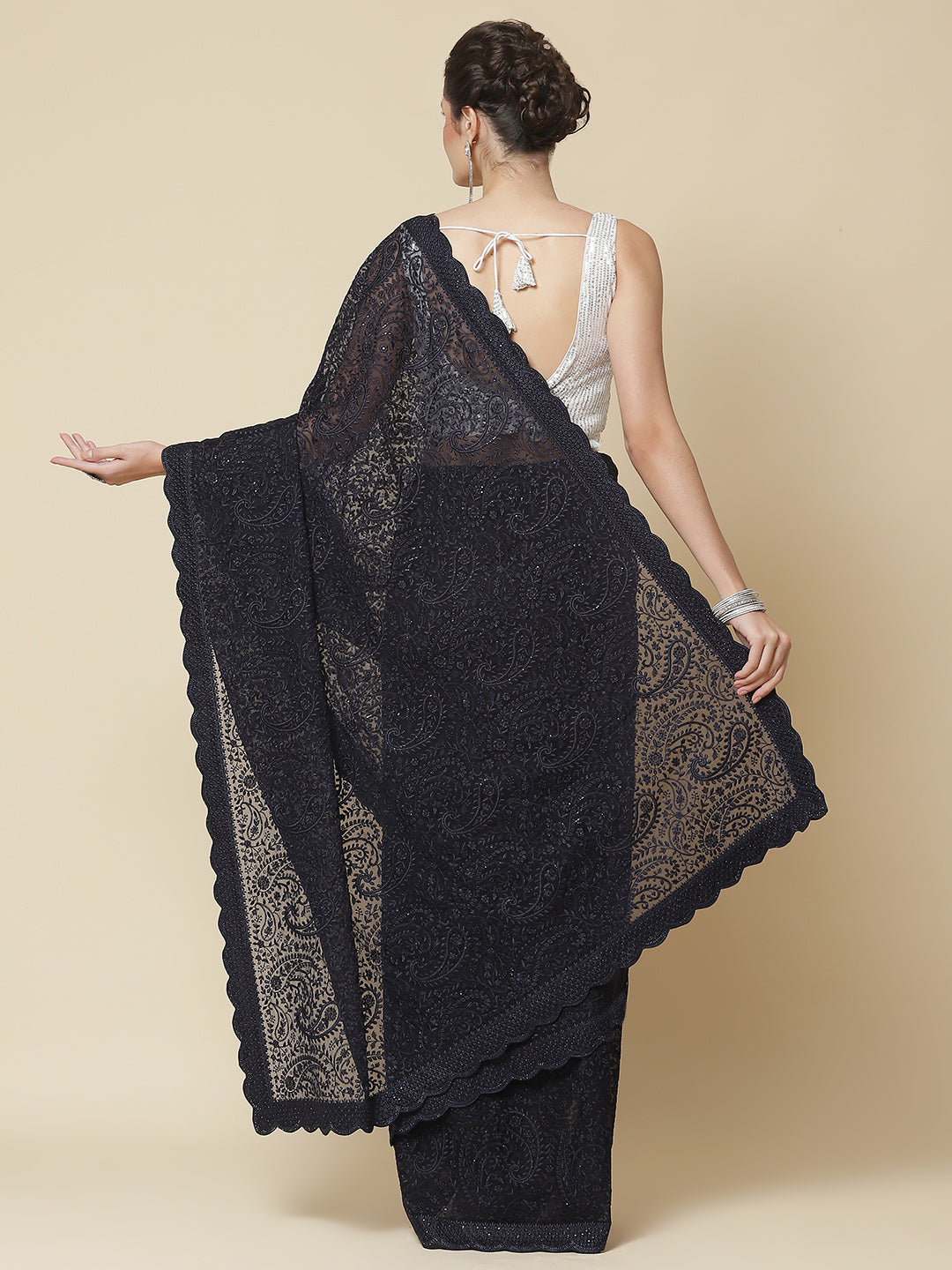 Resham Jaal Embroidered Chiffon Saree