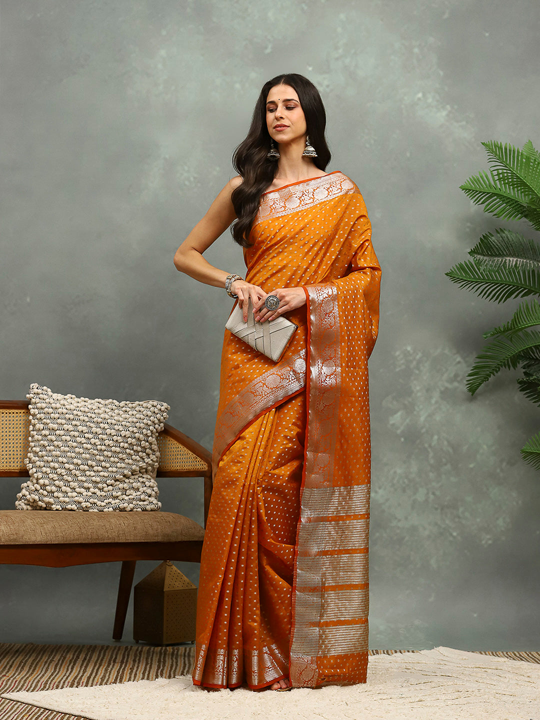Woven Booti Art Silk Saree