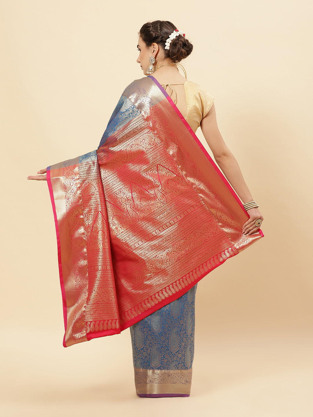 Art Handloom Saree with Brocade Zari Jaal Border