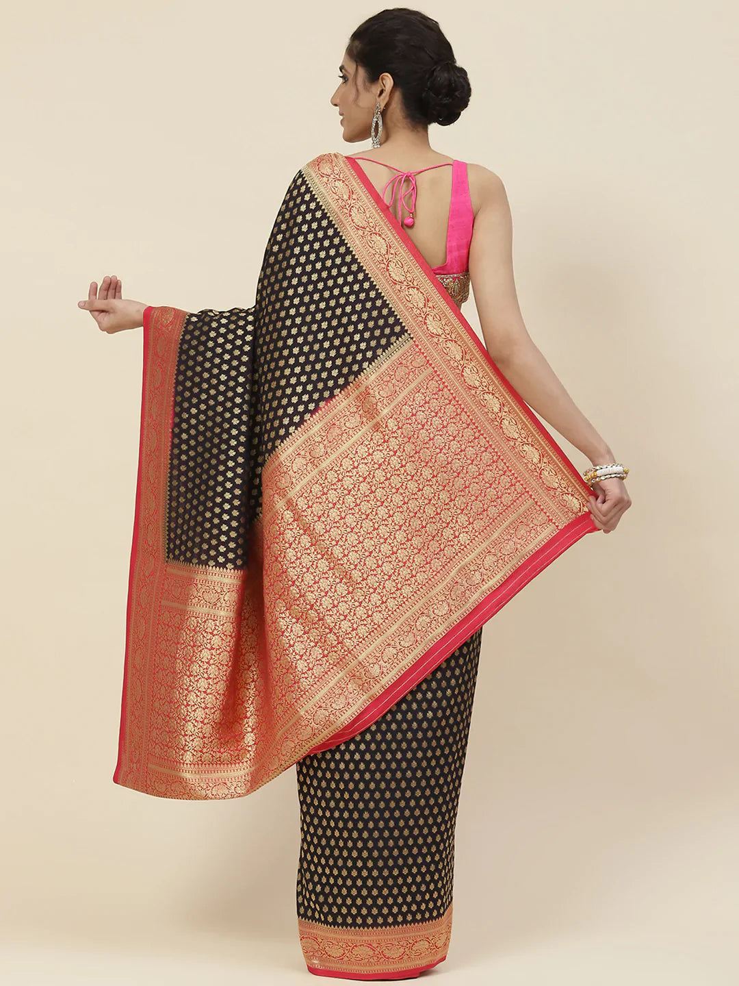 Zari Booti Crepe Plain Saree