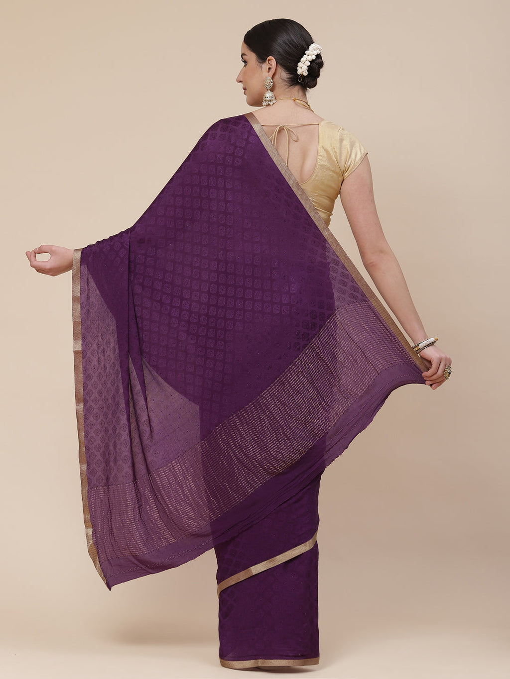 Piped Border Crepe Plain Saree