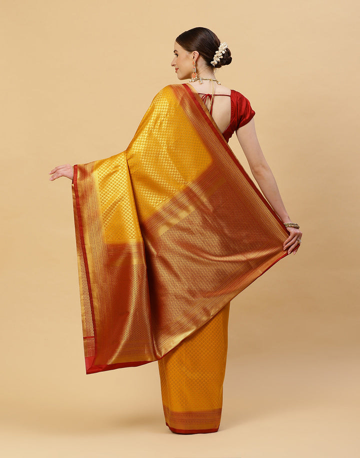 Zari Border Booti Art Handloom Woven Saree