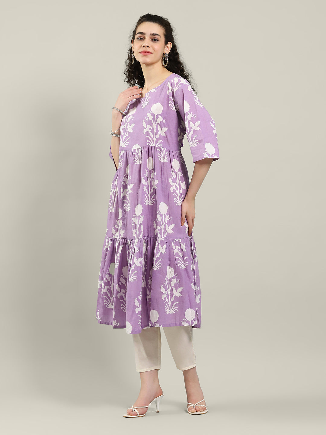Neck Printed Cotton Blend Kurta