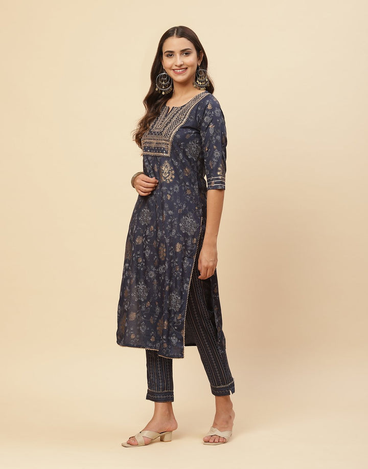 Embroidered Cotton Kurti With Pant