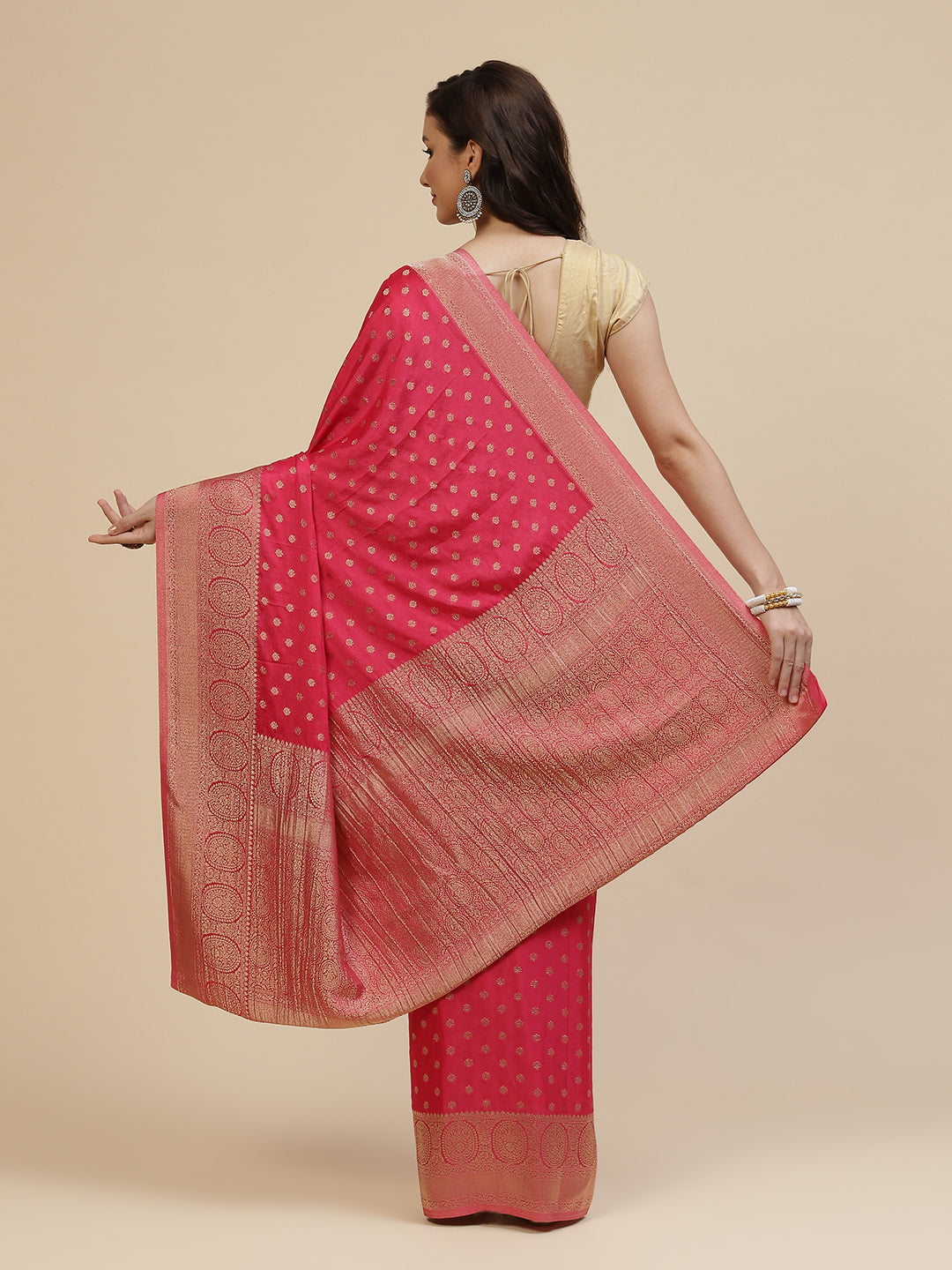 Zari Booti Crepe Plain Saree