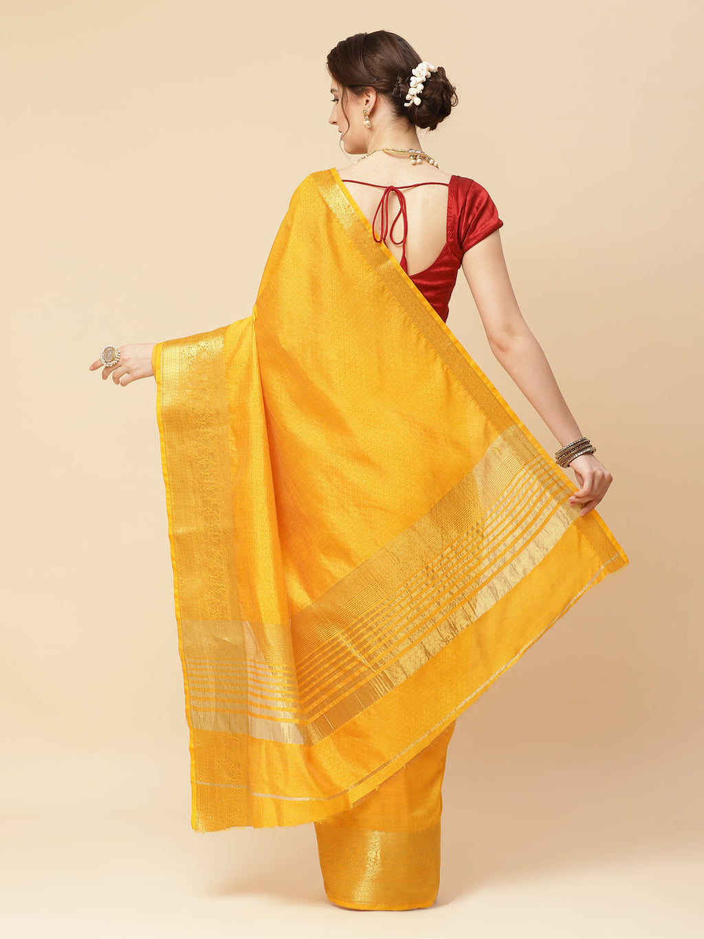 Plain Zari Border Art Handloom Woven Saree