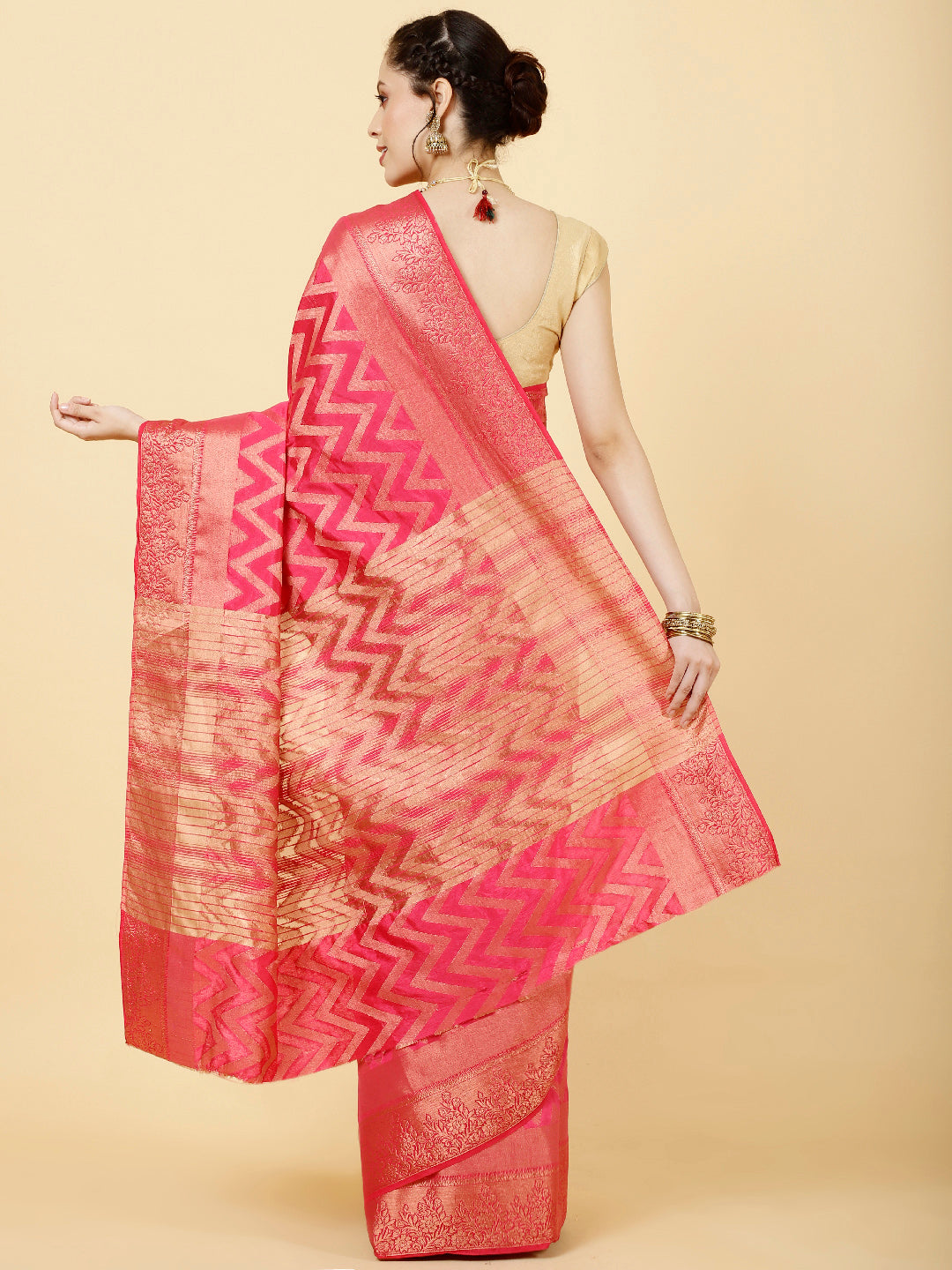Zari Jaal Woven Handloom Saree