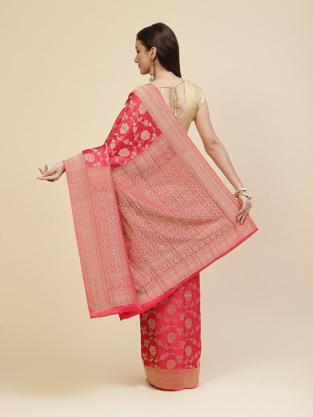 Floral Zari Jaal Georgette Woven Saree