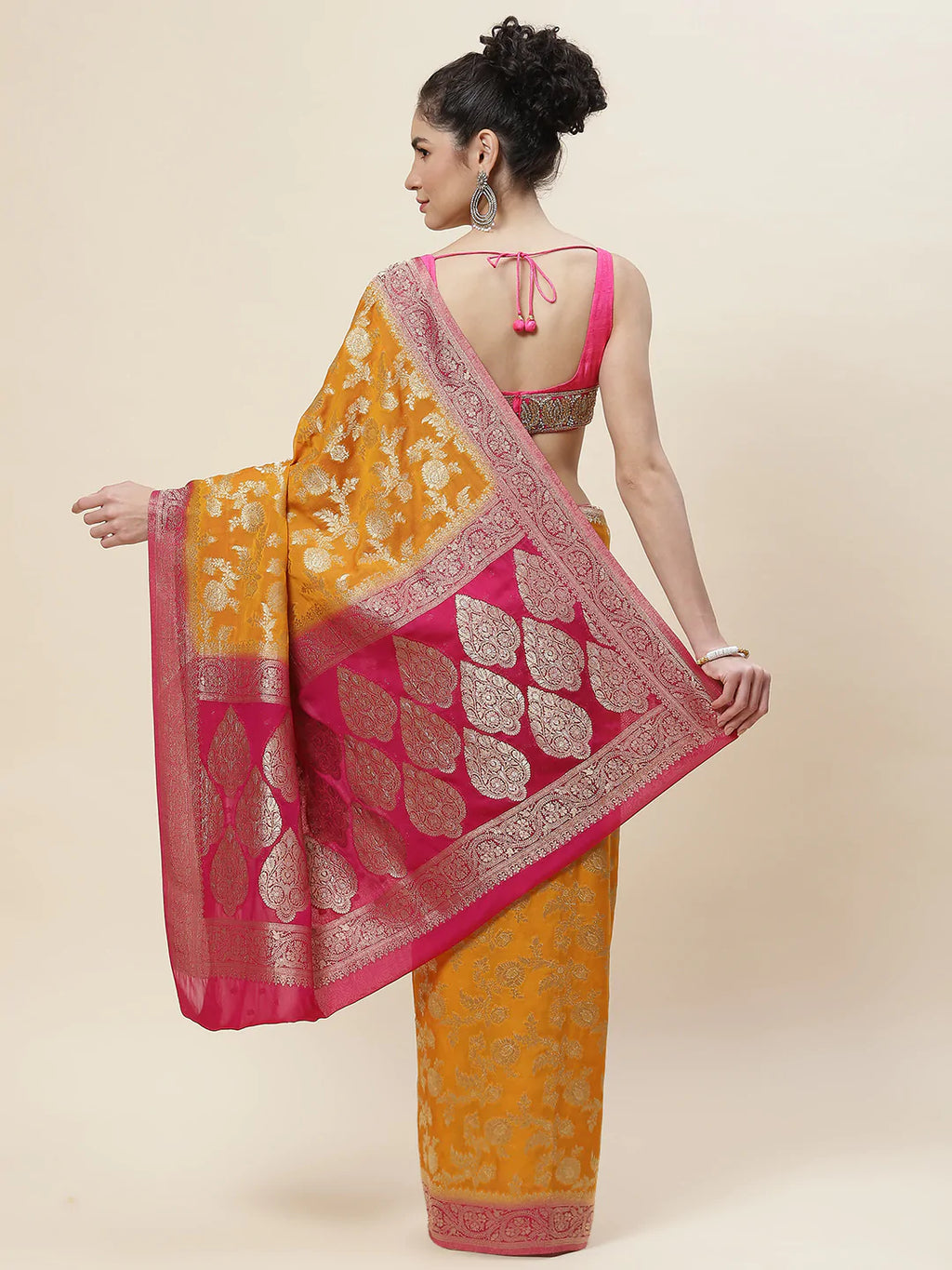 Floral Zari Jaal Georgette Plain Saree