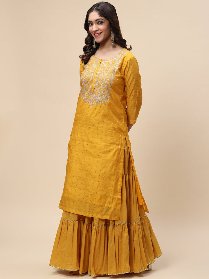 Neck Embroidered Woven Chanderi Kurta With Skirt