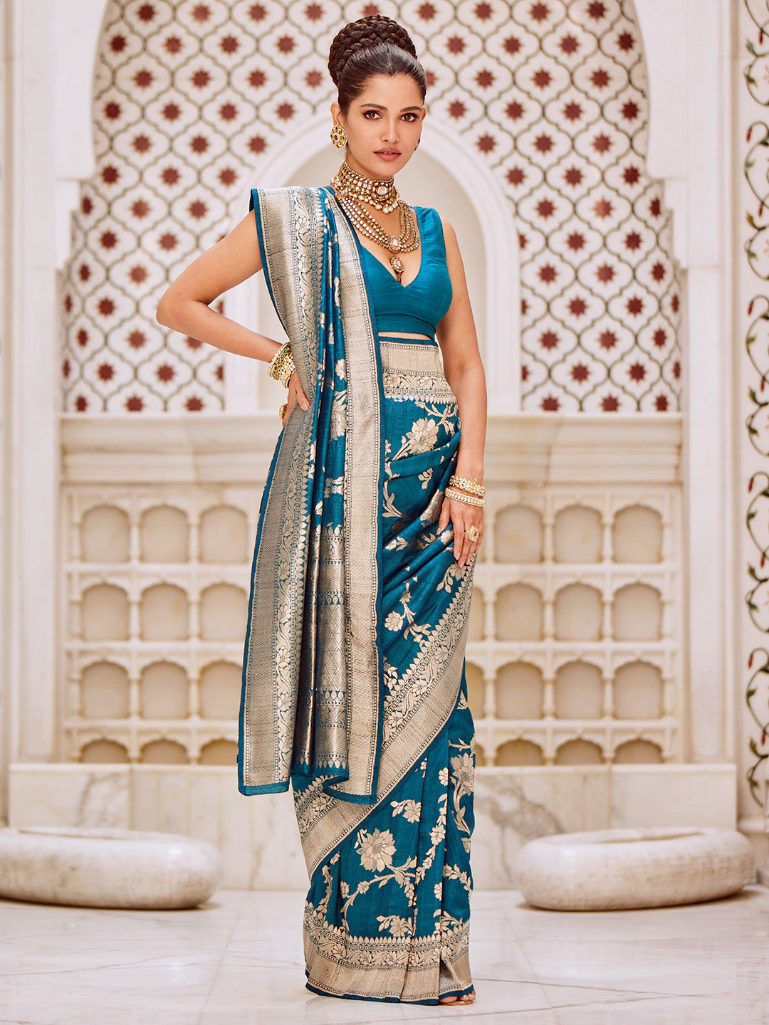 Gold Jaal Banarasi Tussar Saree