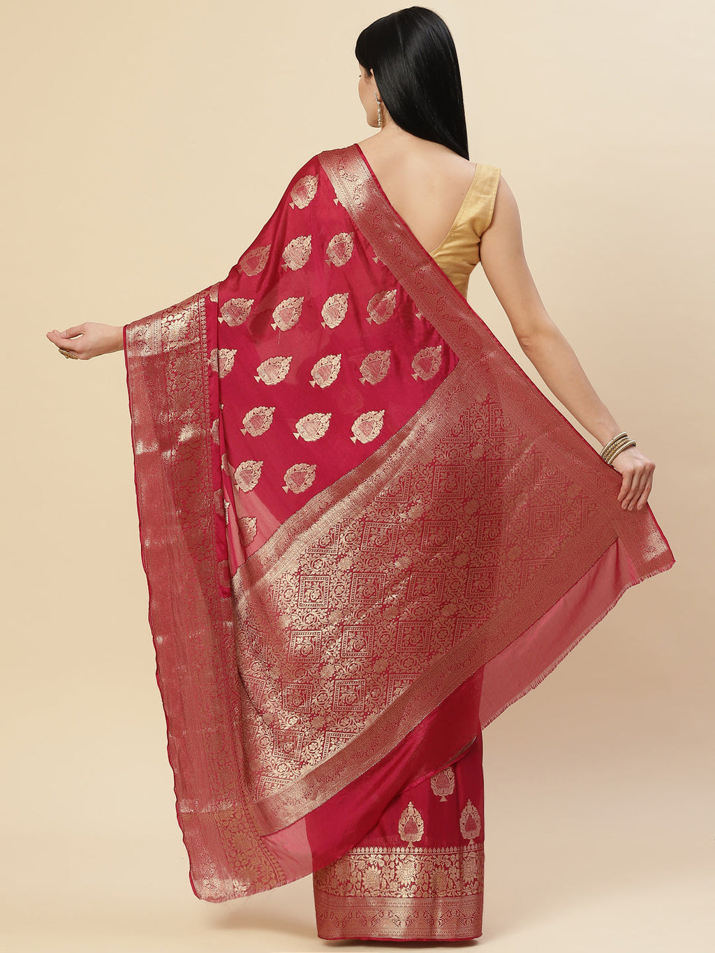 Zari Booti Crepe Plain Saree