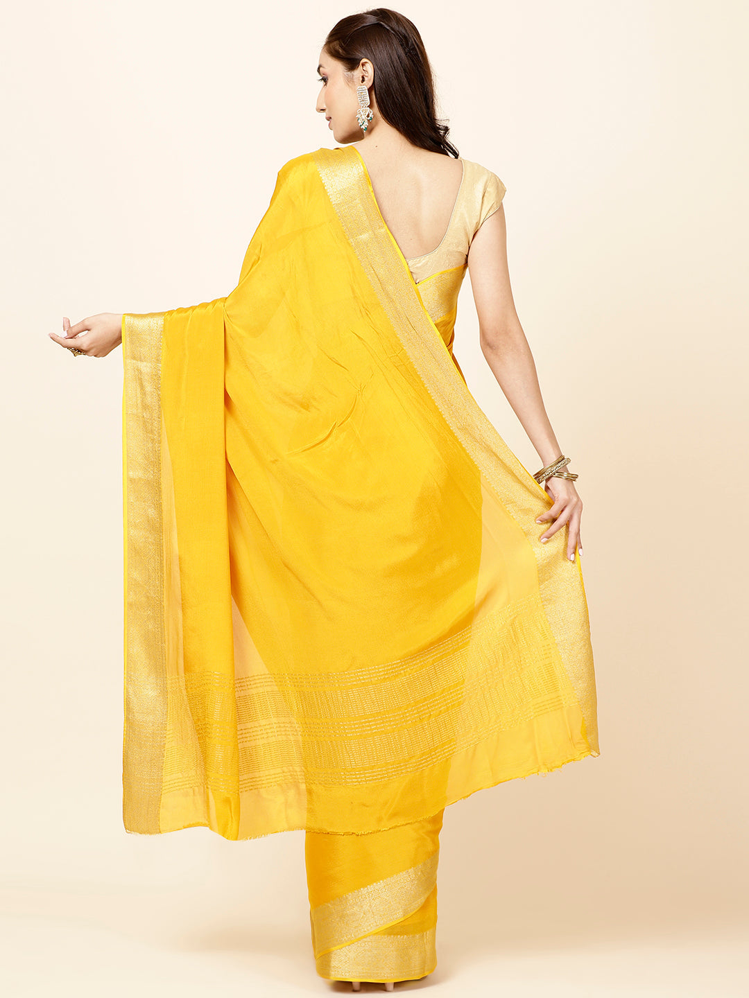 Zari Border Plain Crepe Saree