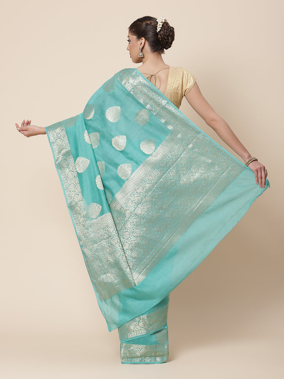 Zari Border Booti Cotton Woven Saree
