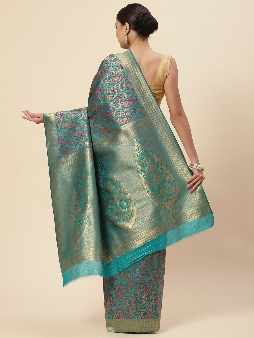 Zari Jaal Handloom Woven Saree