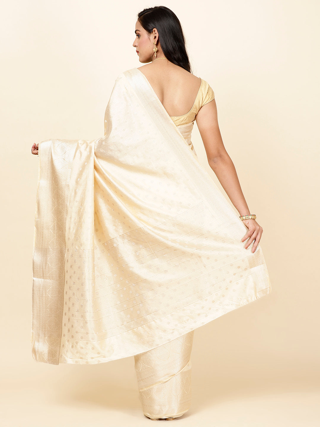 Zari Border Woven Handloom Saree
