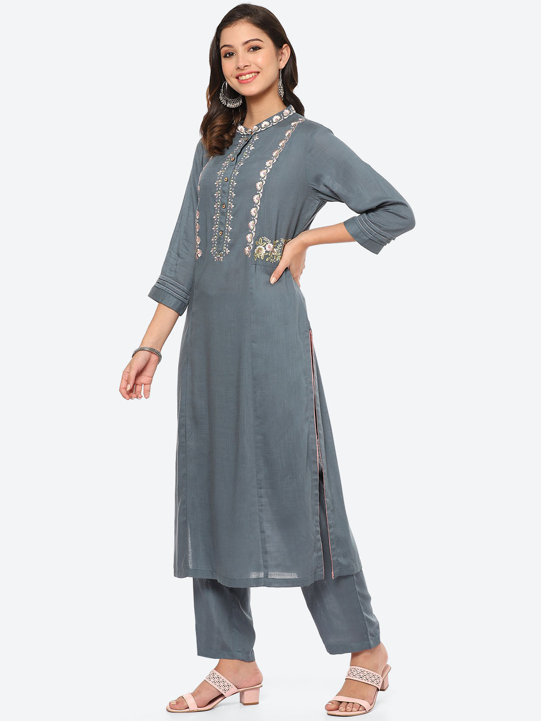 Resham Neck Embroidered Cotton Kurta With Pant