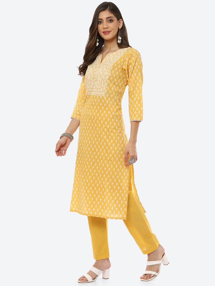Resham Work Printed Cotton Kurta With Pant