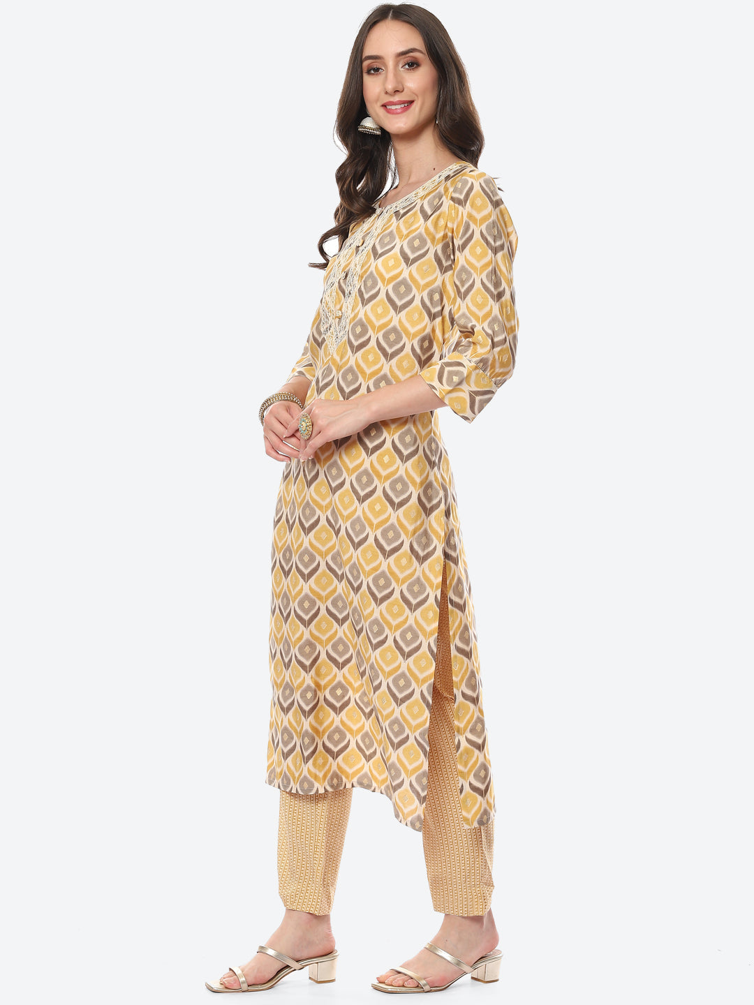 Printed Neck Embroidered Patti Chanderi Kurta With Pant