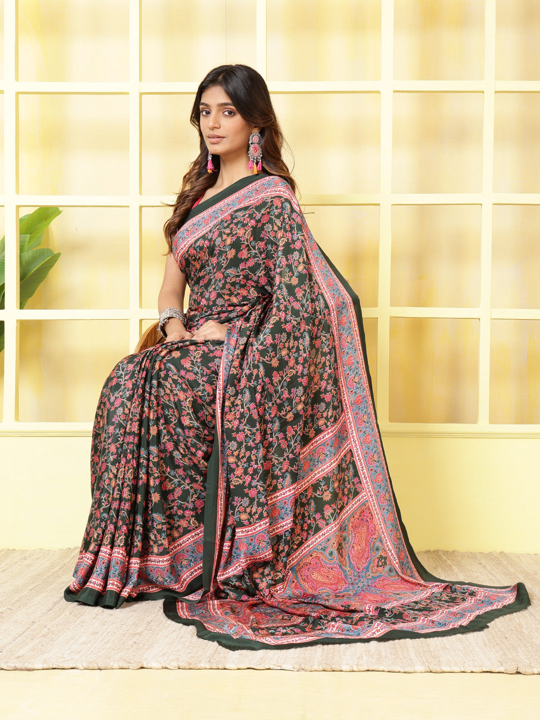 Floral Printed Crepe Saree
