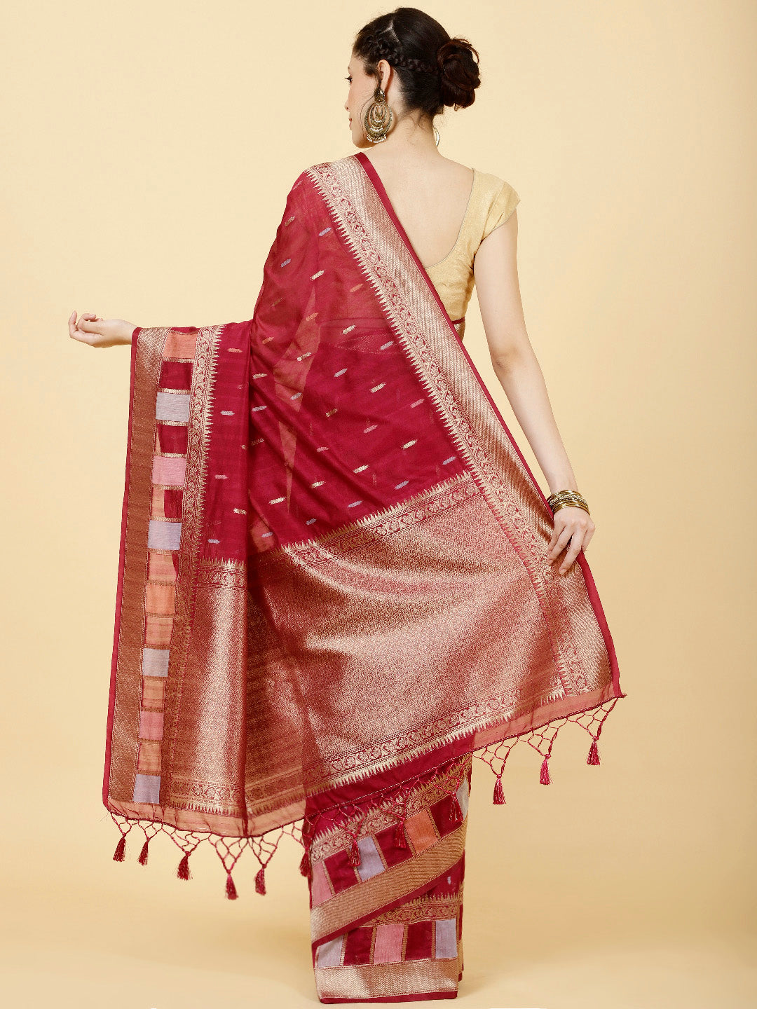 Zari Booti  Woven Saree